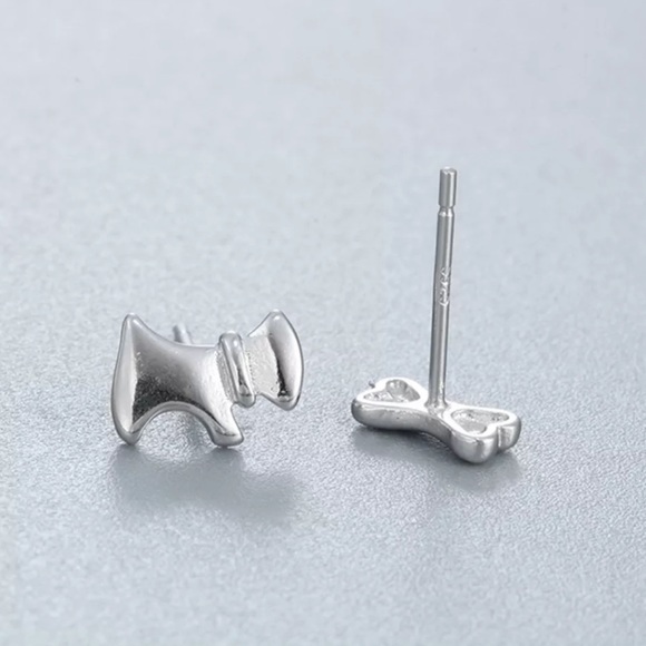 Sterling Silver 925 Dog 🐶 Bone 🦴 Stud Earrings - Picture 2 of 4